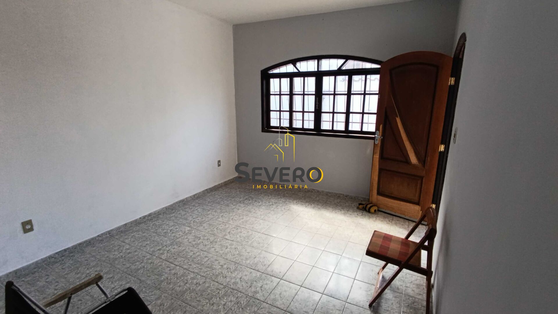 Casa à venda com 3 quartos, 110m² - Foto 4