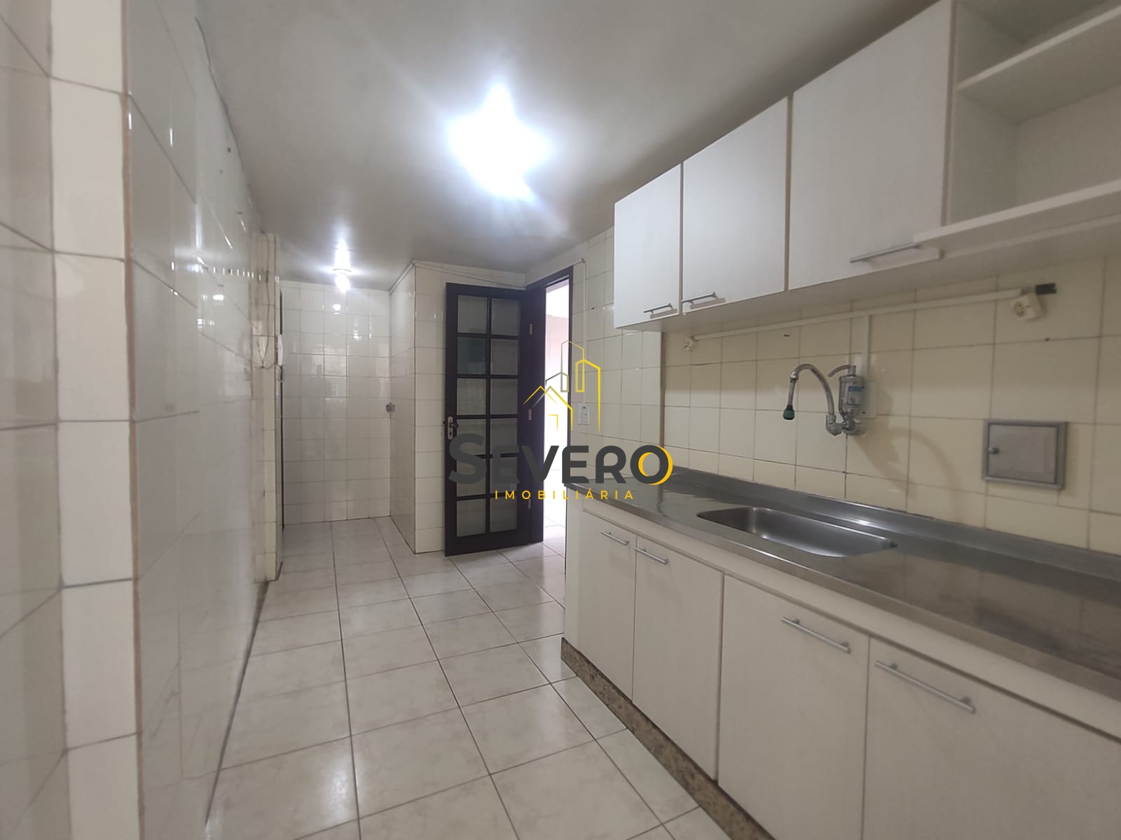 Apartamento à venda com 2 quartos, 60m² - Foto 7