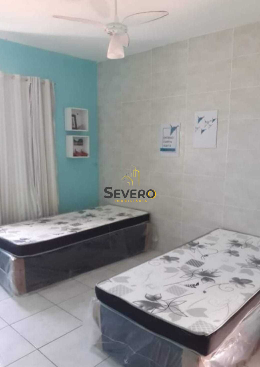 Casa à venda com 4 quartos, 600m² - Foto 10