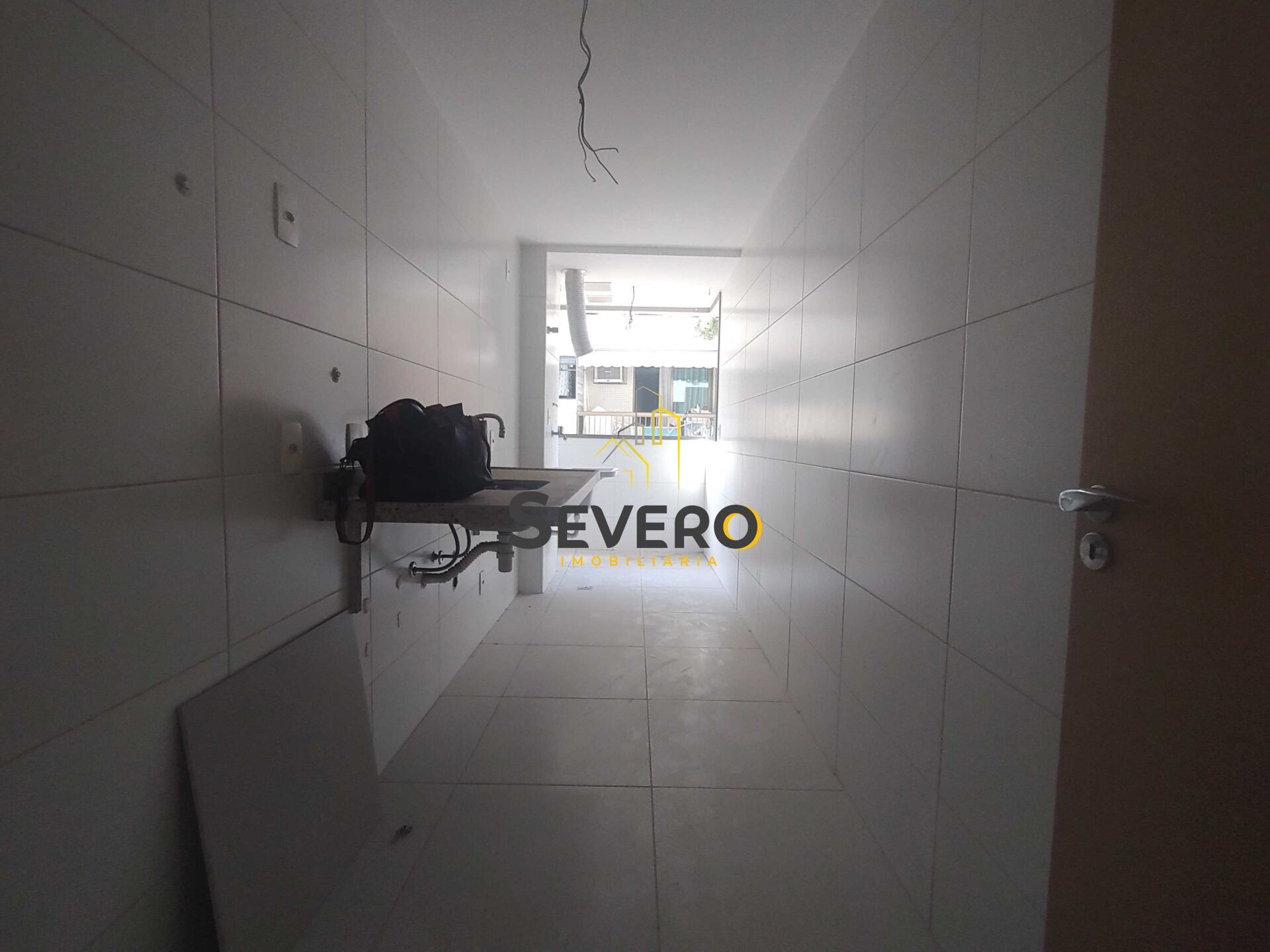 Apartamento à venda com 2 quartos, 66m² - Foto 9