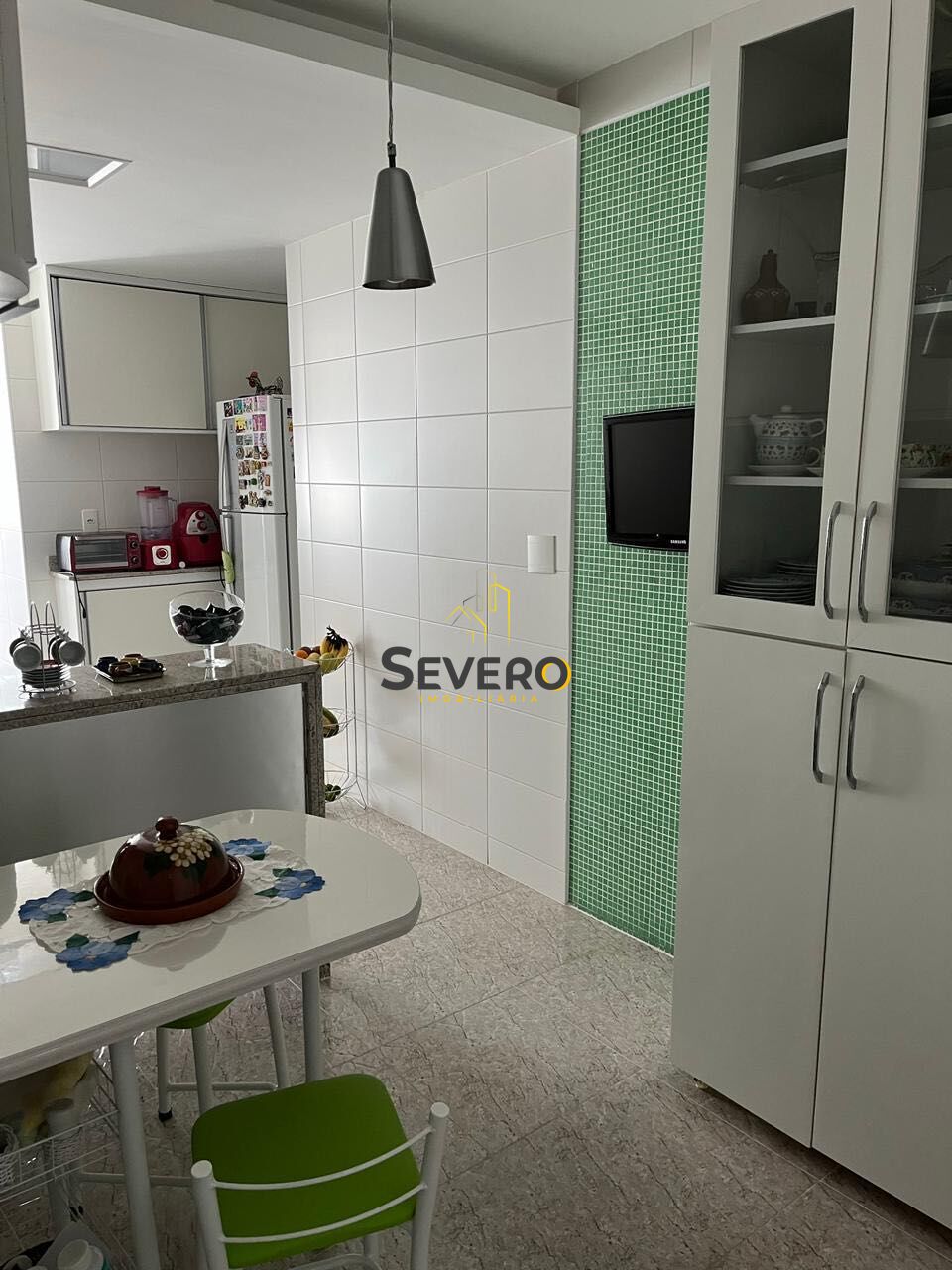Apartamento à venda com 3 quartos, 140m² - Foto 9