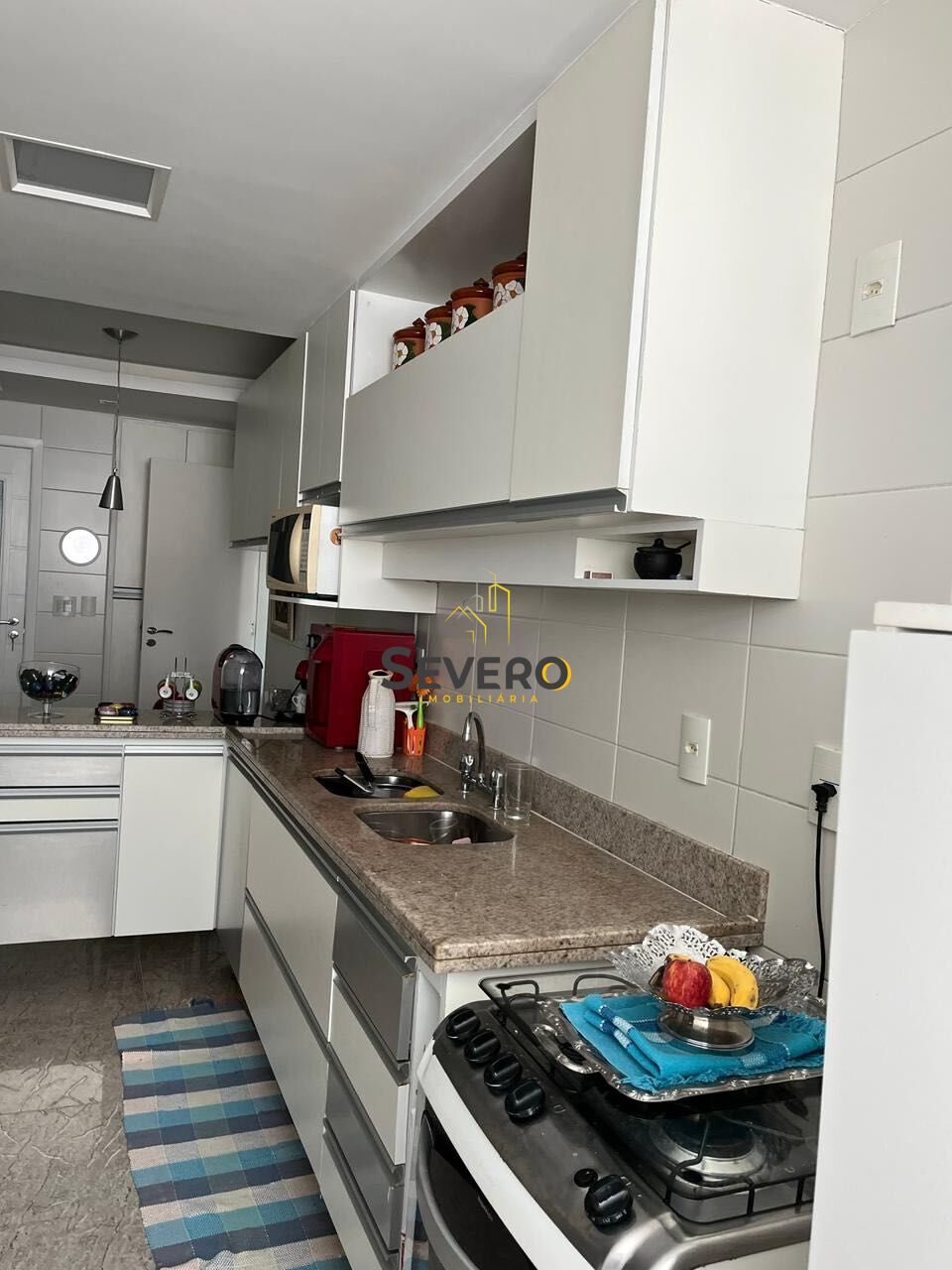Apartamento à venda com 3 quartos, 140m² - Foto 7