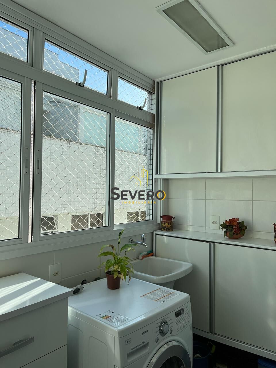Apartamento à venda com 3 quartos, 140m² - Foto 11