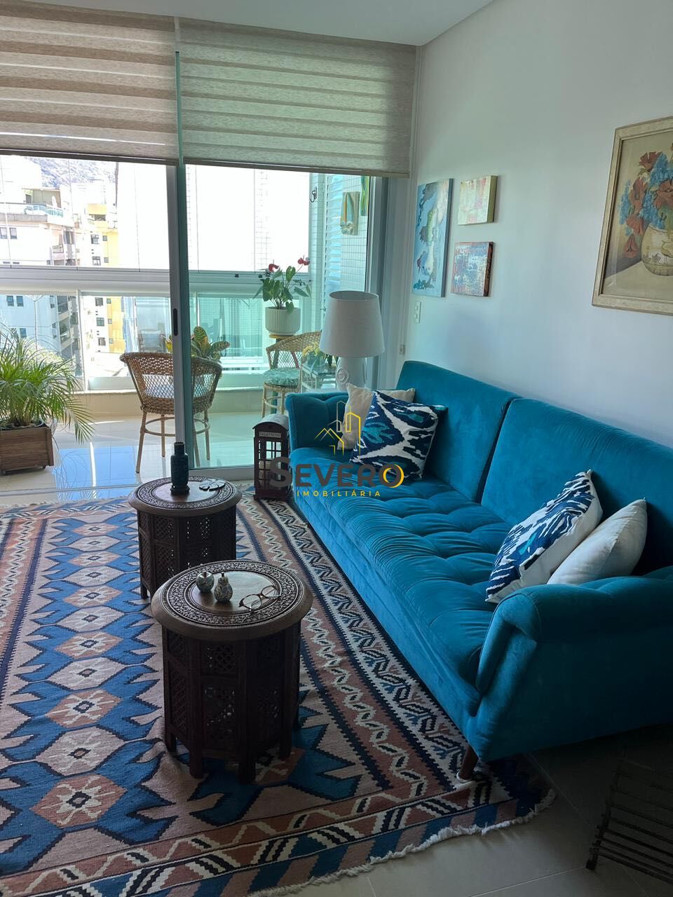 Apartamento à venda com 3 quartos, 140m² - Foto 1