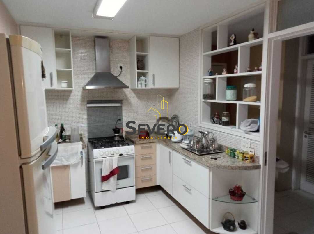 Apartamento à venda com 3 quartos, 130m² - Foto 11