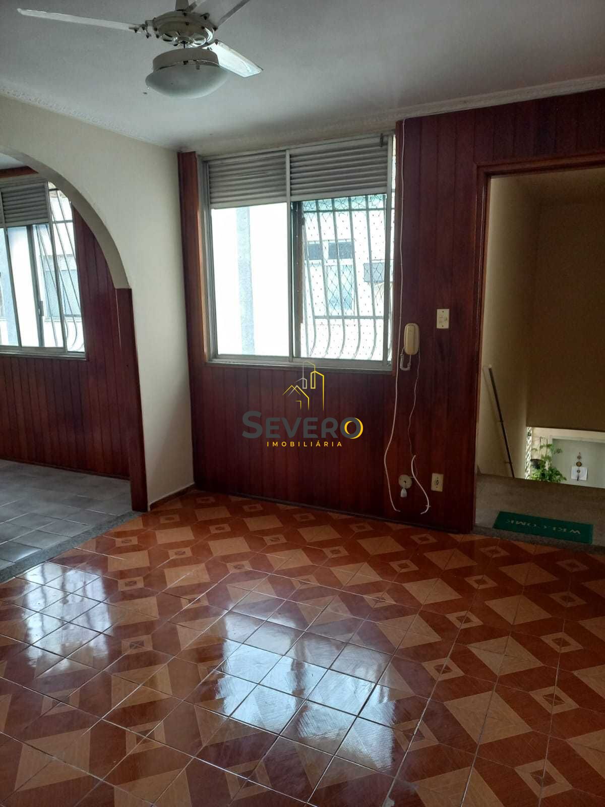 Apartamento à venda com 2 quartos, 60m² - Foto 1