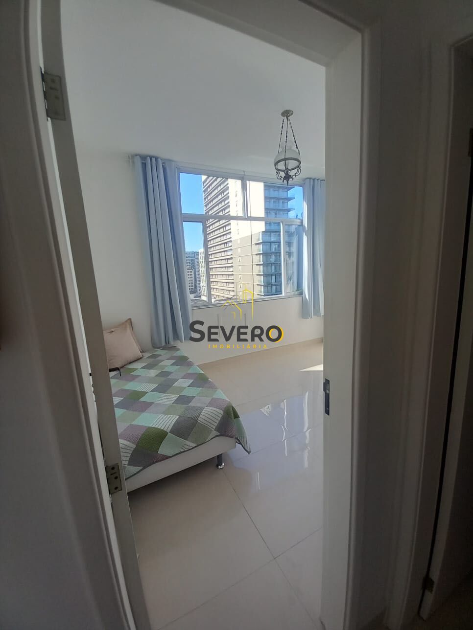 Apartamento à venda com 2 quartos, 75m² - Foto 8