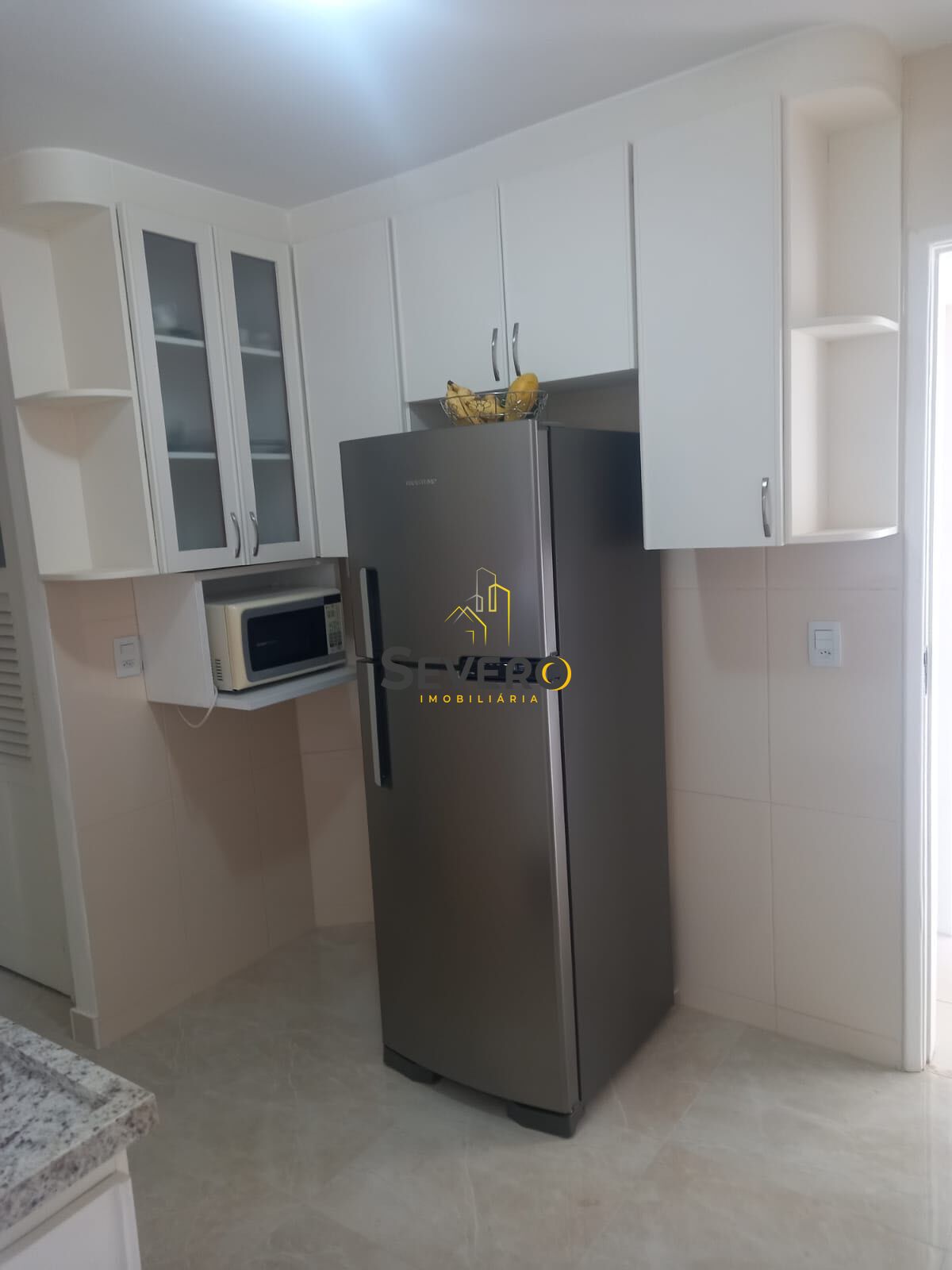 Apartamento à venda com 2 quartos, 75m² - Foto 34