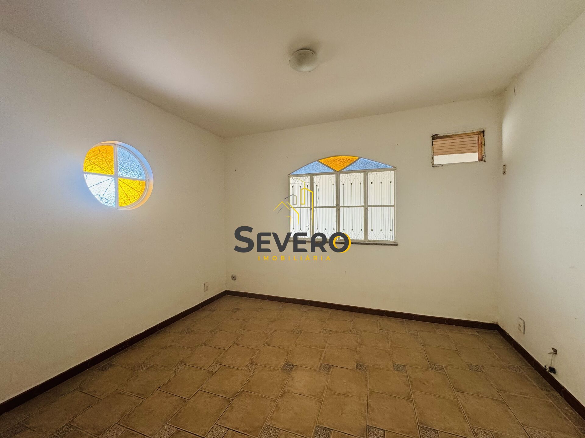 Casa à venda com 4 quartos, 360m² - Foto 32