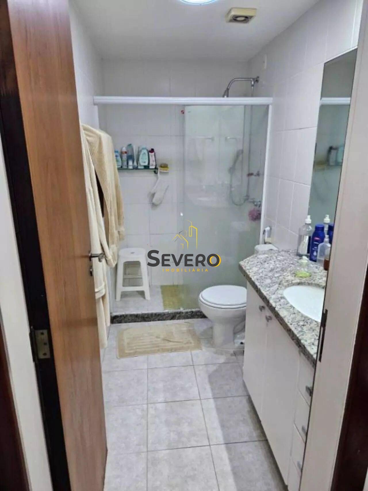 Apartamento à venda com 4 quartos, 204m² - Foto 9