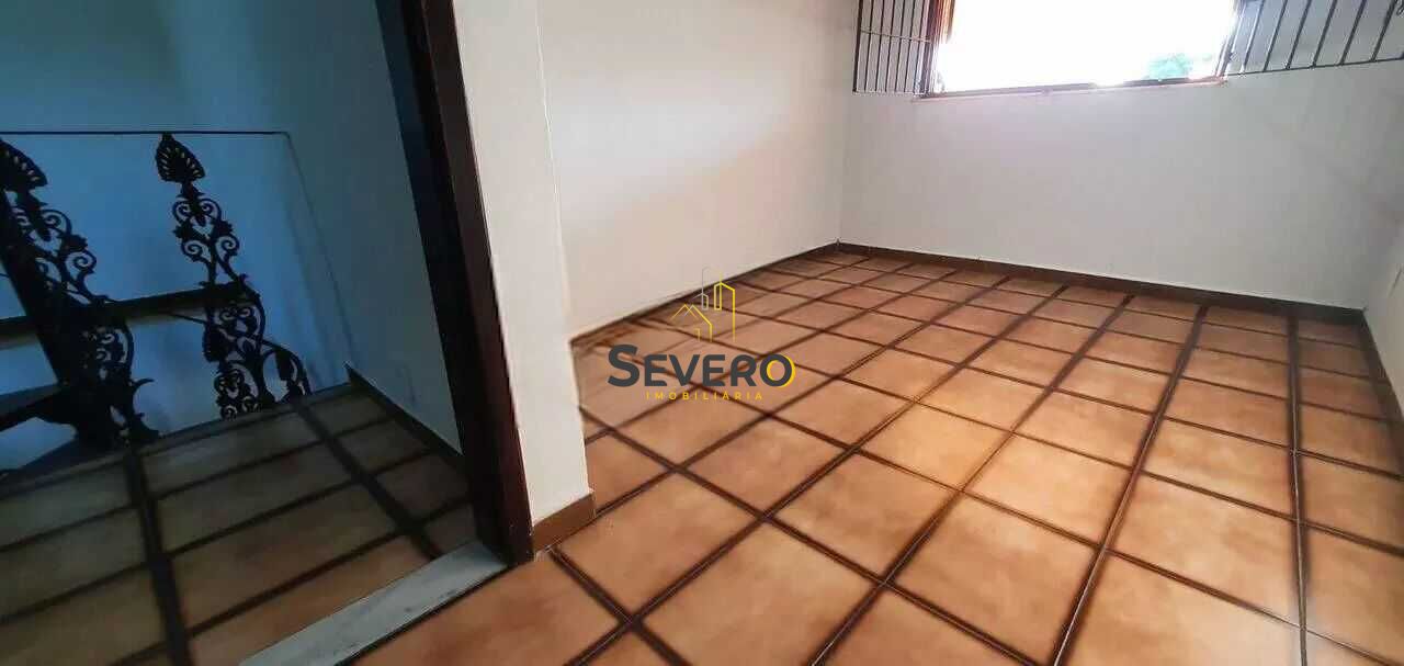 Casa à venda com 3 quartos, 180m² - Foto 19