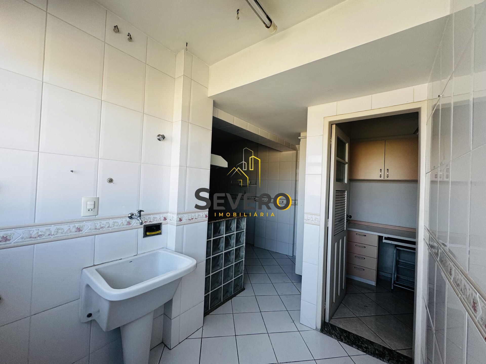 Apartamento à venda com 2 quartos, 112m² - Foto 4