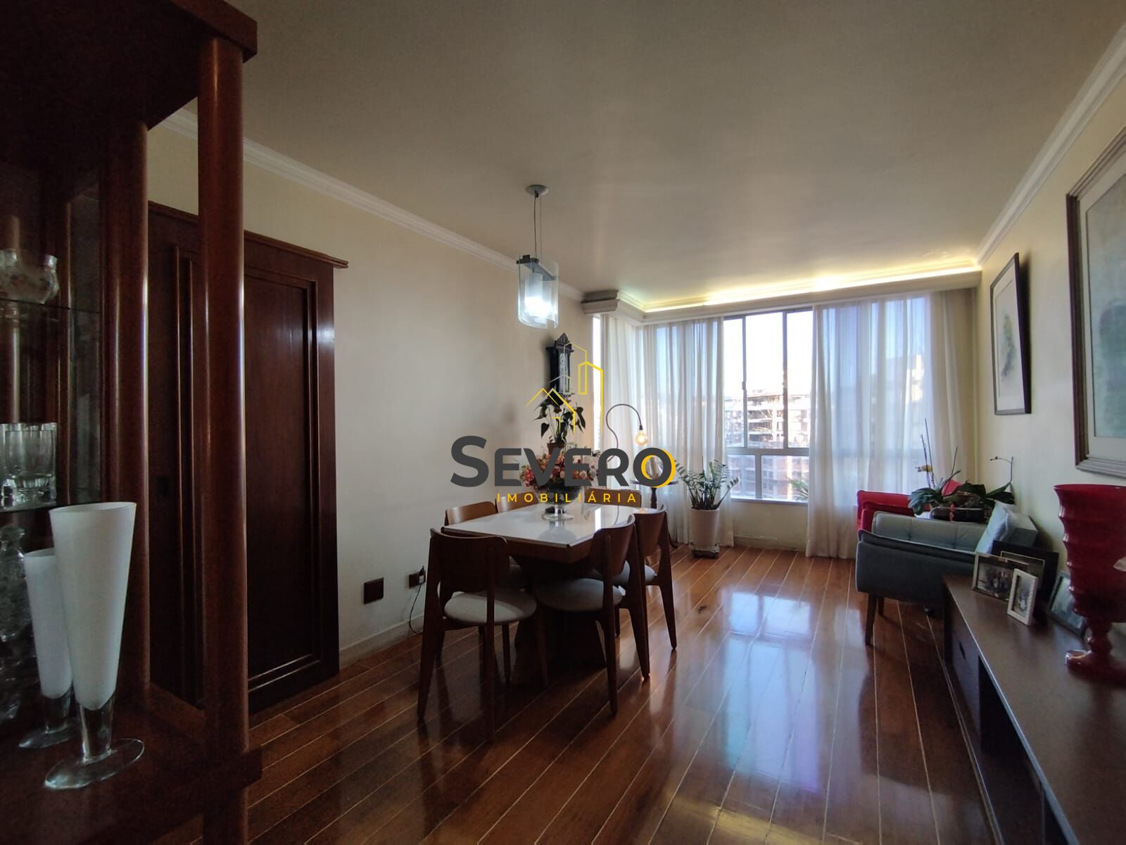 Apartamento à venda com 3 quartos, 115m² - Foto 4