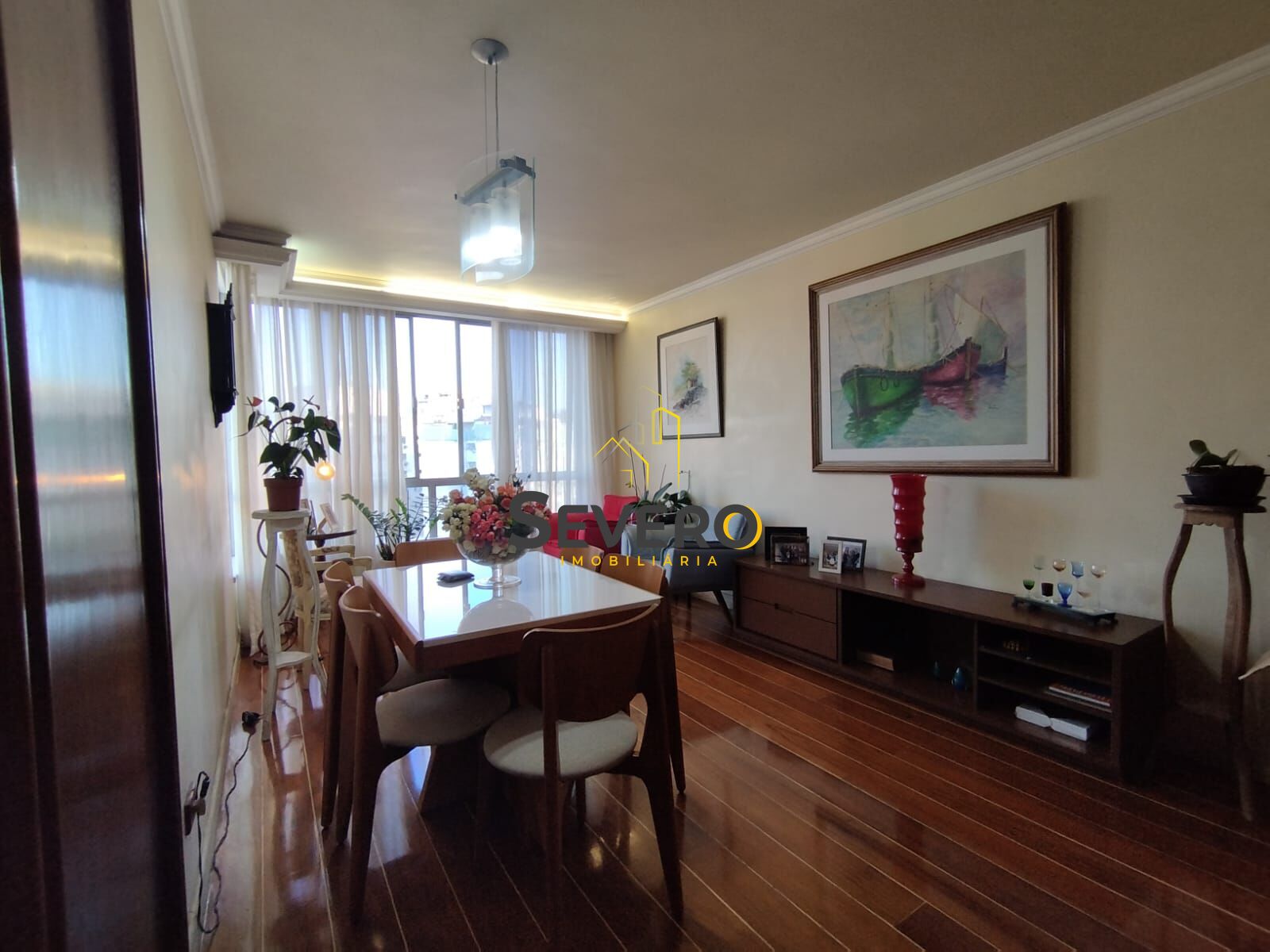 Apartamento à venda com 3 quartos, 115m² - Foto 2