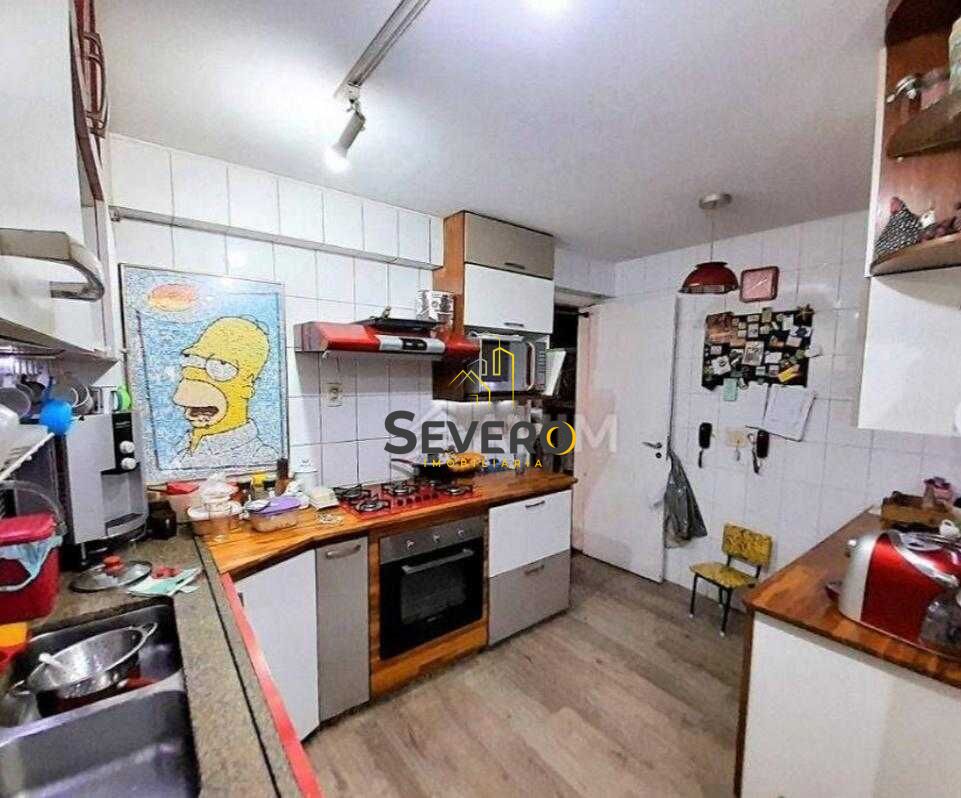 Apartamento à venda com 3 quartos, 140m² - Foto 13