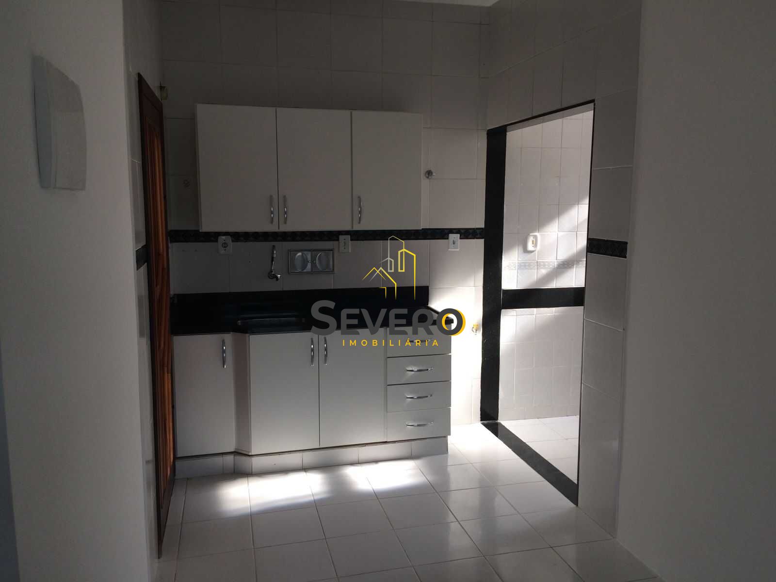 Apartamento à venda com 3 quartos, 90m² - Foto 3