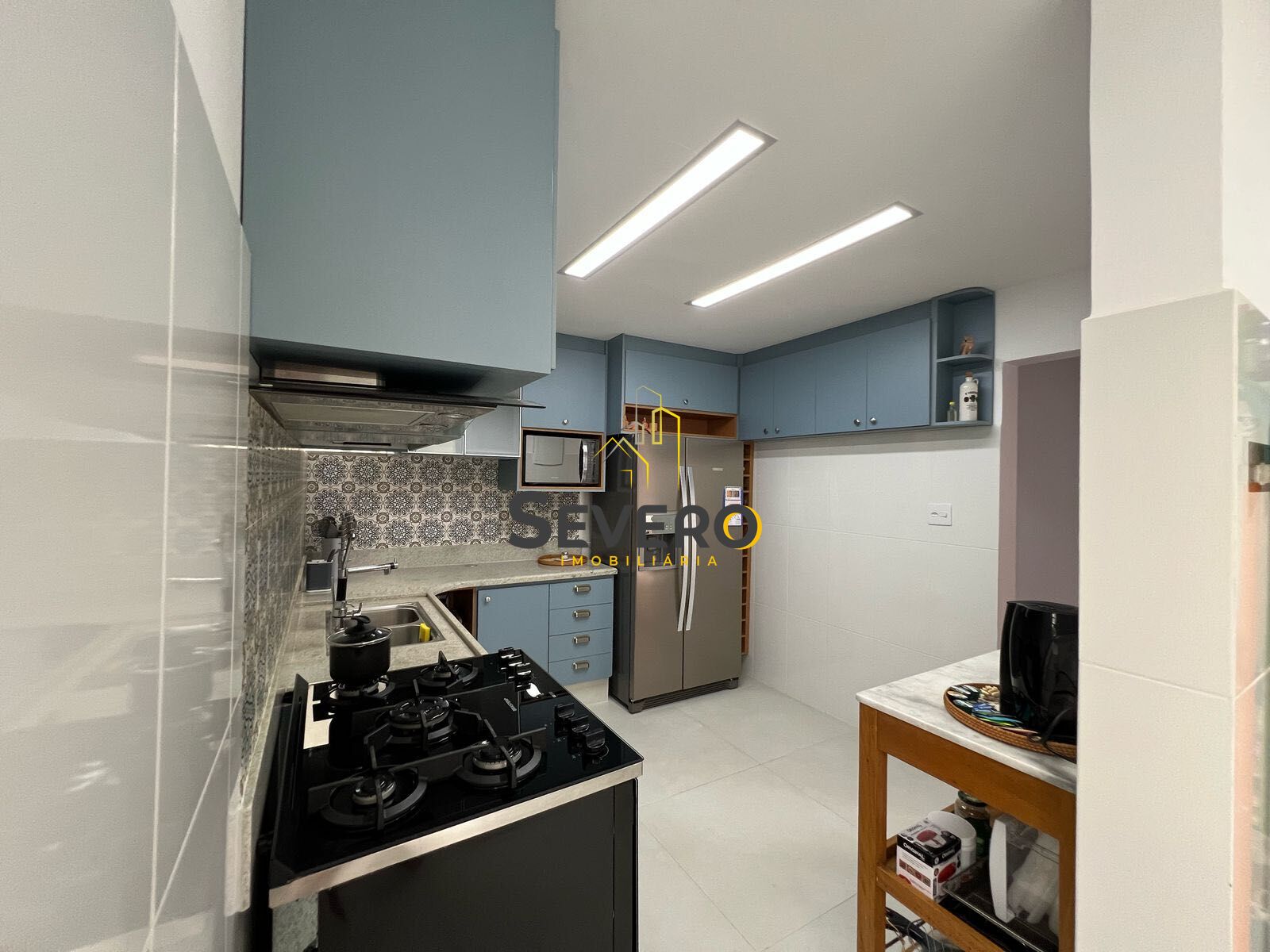 Apartamento à venda com 3 quartos, 110m² - Foto 3