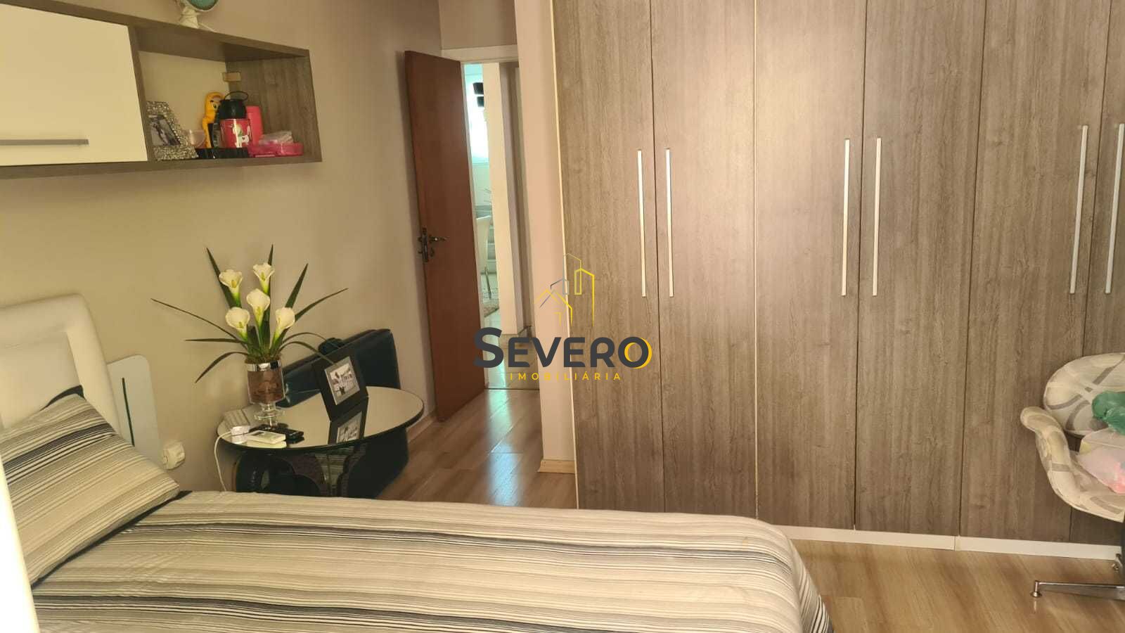 Casa à venda com 3 quartos, 242m² - Foto 13