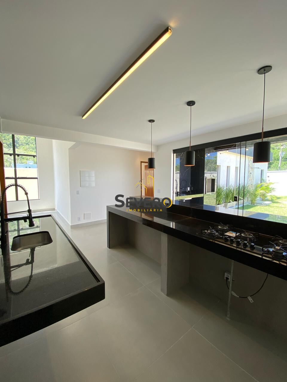 Casa à venda com 3 quartos, 172m² - Foto 9