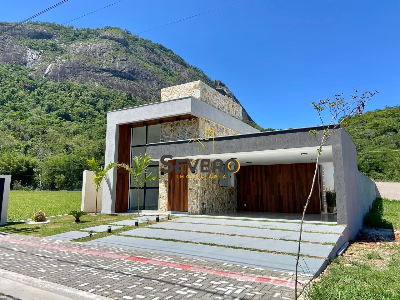 Casa à venda com 3 quartos, 172m² - Foto 2