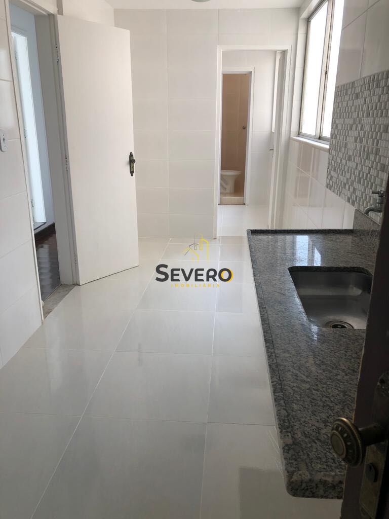 Apartamento à venda com 2 quartos, 75m² - Foto 10