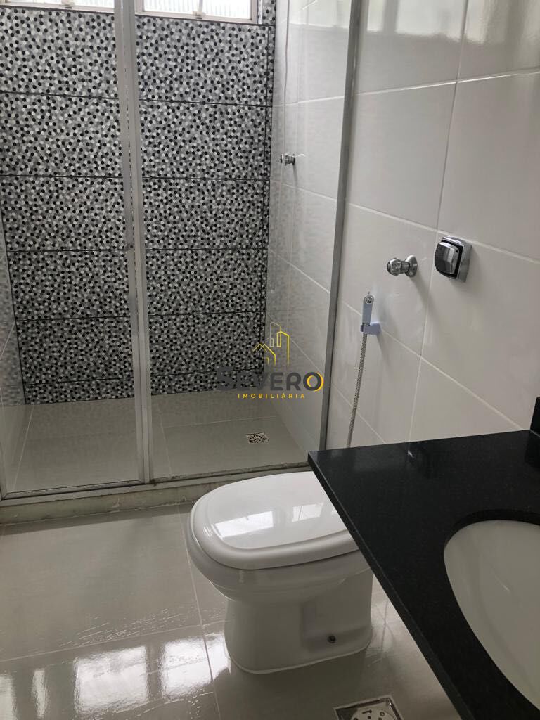 Apartamento à venda com 2 quartos, 75m² - Foto 4