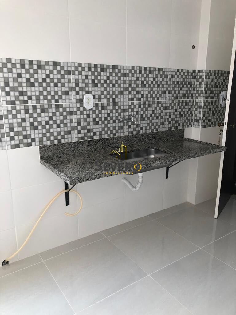 Apartamento à venda com 2 quartos, 75m² - Foto 9