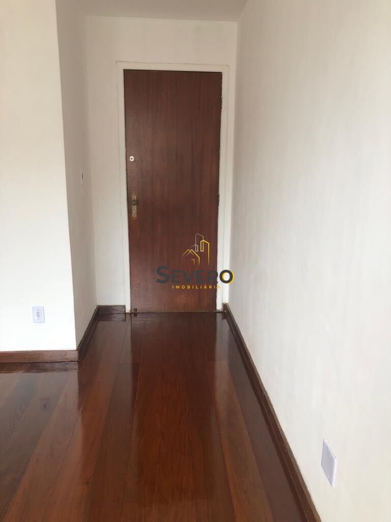 Apartamento à venda com 2 quartos, 75m² - Foto 5