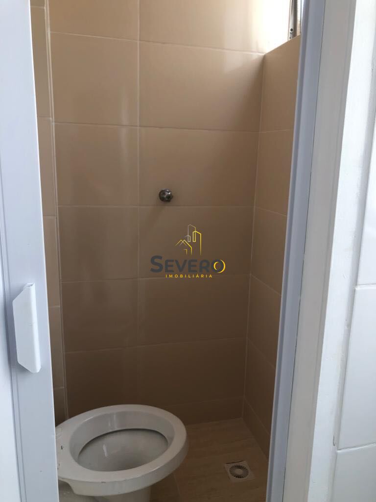 Apartamento à venda com 2 quartos, 75m² - Foto 13