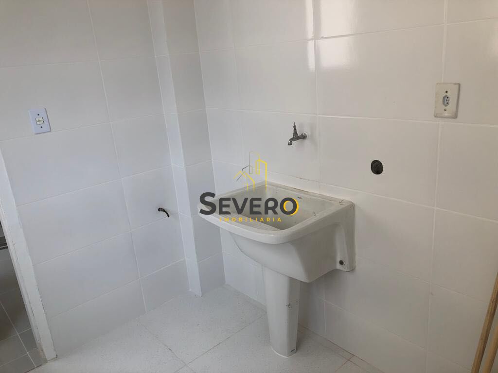 Apartamento à venda com 2 quartos, 75m² - Foto 14