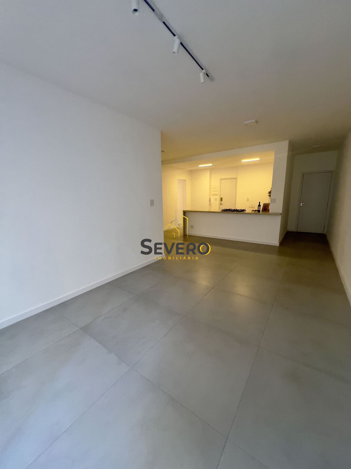 Apartamento à venda com 3 quartos, 120m² - Foto 4