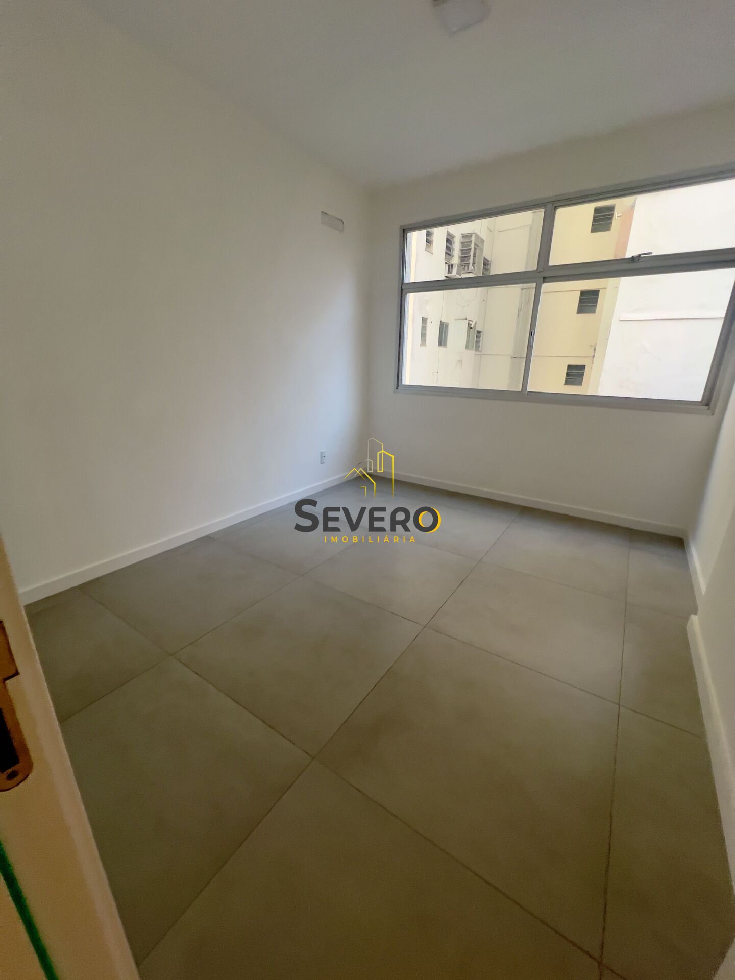 Apartamento à venda com 3 quartos, 120m² - Foto 11