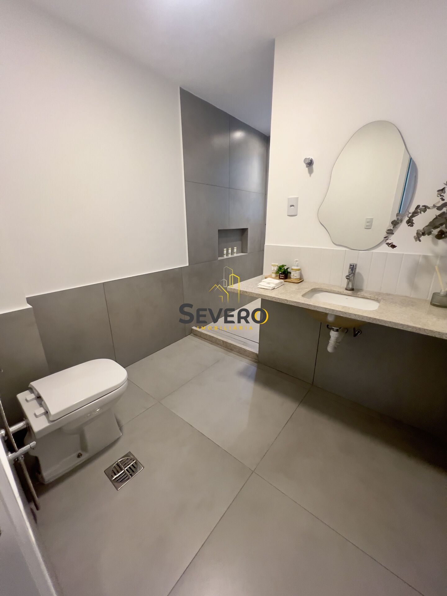 Apartamento à venda com 3 quartos, 120m² - Foto 12