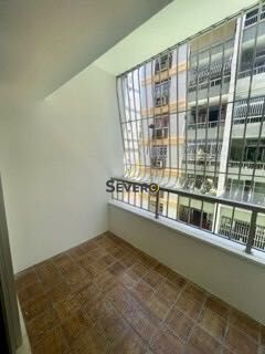 Apartamento à venda com 3 quartos, 115m² - Foto 4