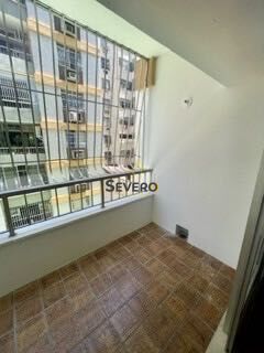 Apartamento à venda com 3 quartos, 115m² - Foto 3