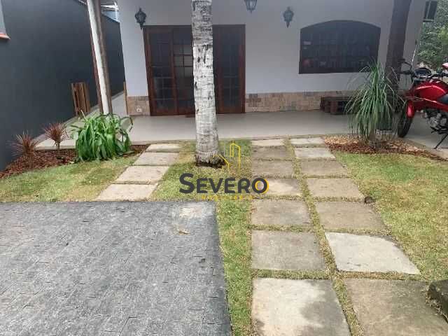 Casa à venda com 3 quartos, 135m² - Foto 2