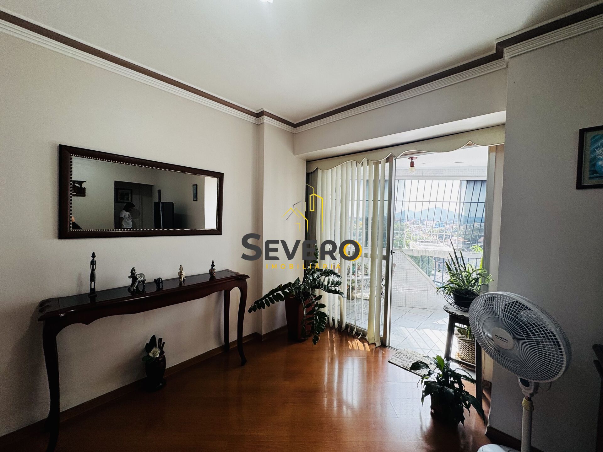 Apartamento à venda com 2 quartos, 112m² - Foto 3