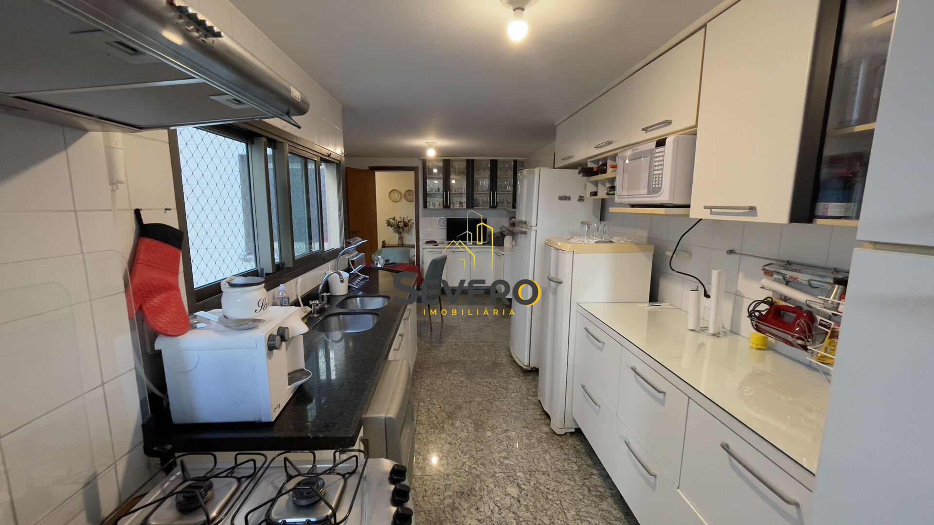 Apartamento à venda com 4 quartos, 190m² - Foto 23