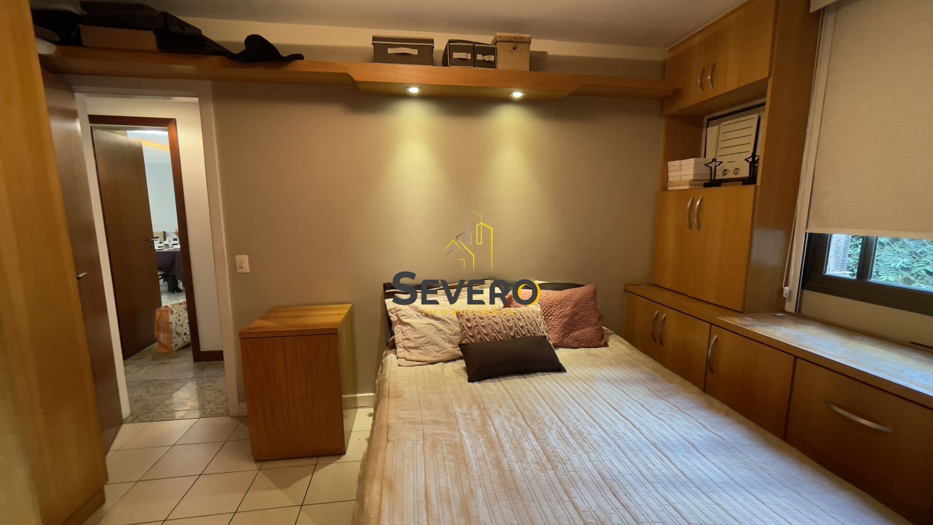 Apartamento à venda com 4 quartos, 190m² - Foto 46