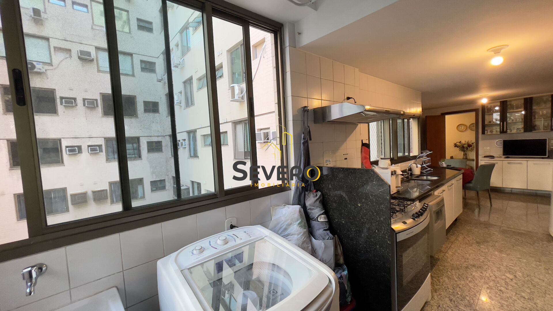 Apartamento à venda com 4 quartos, 190m² - Foto 22