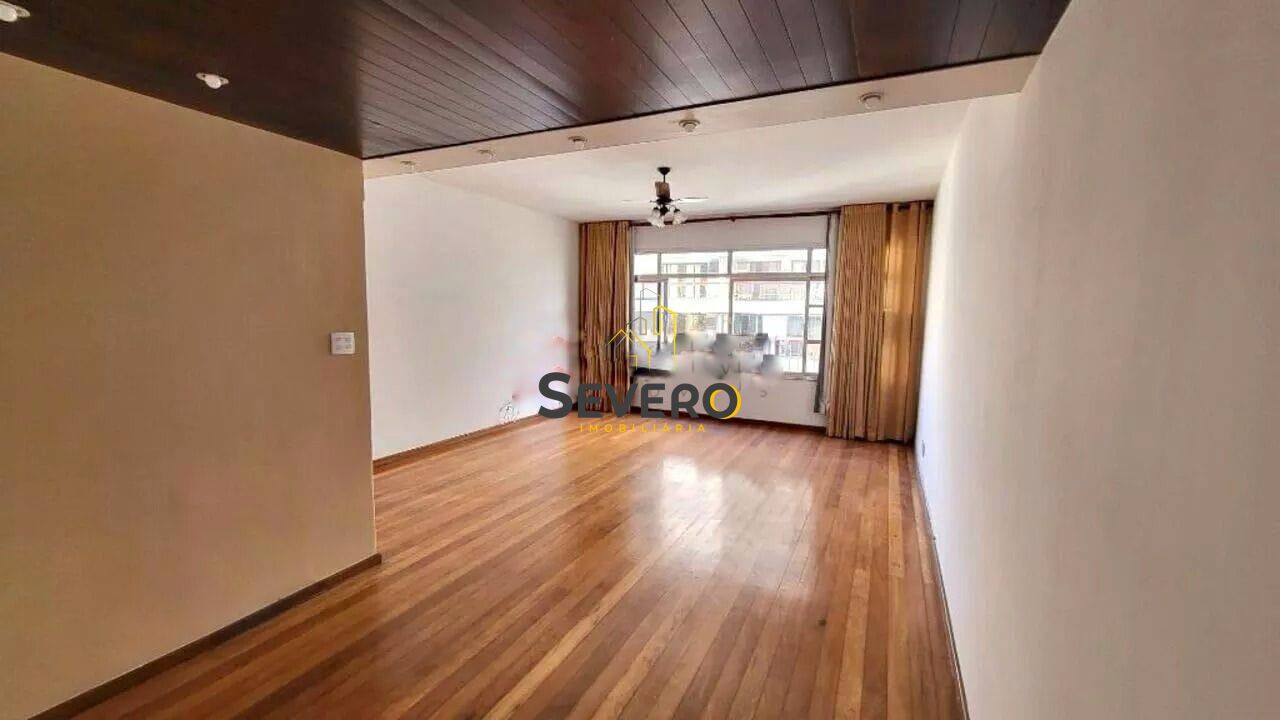 Apartamento à venda com 3 quartos, 220m² - Foto 3