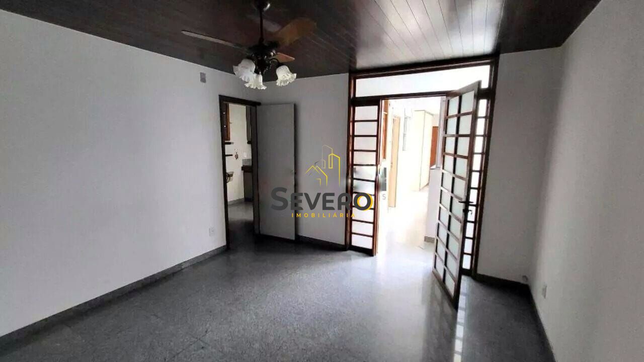 Apartamento à venda com 3 quartos, 220m² - Foto 13