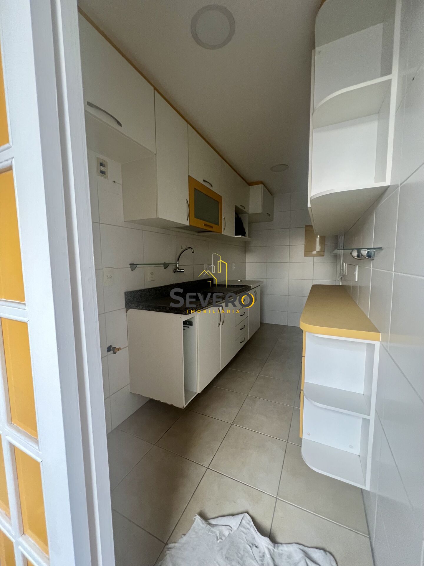 Apartamento à venda com 2 quartos, 80m² - Foto 11