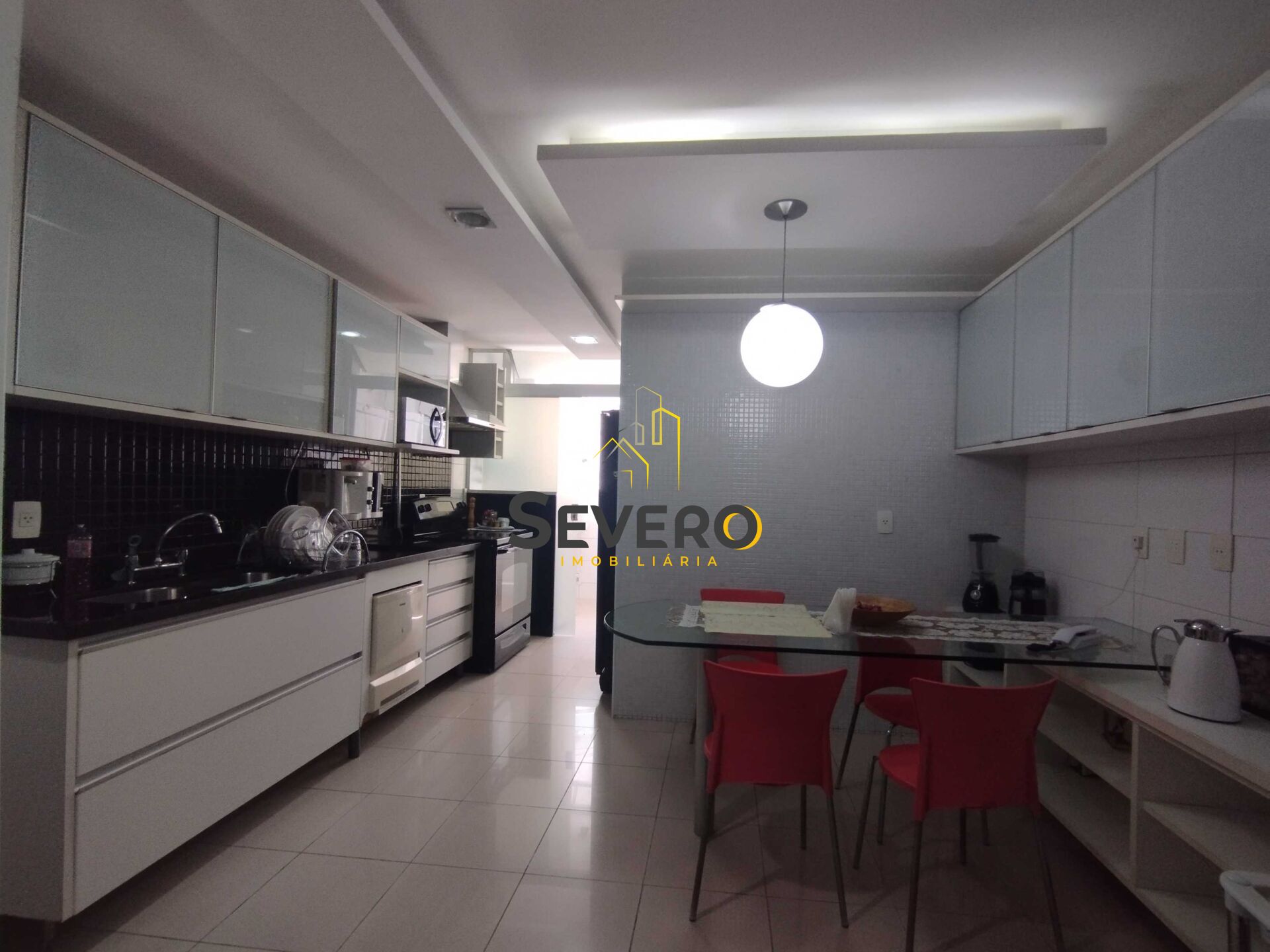 Apartamento à venda com 4 quartos, 200m² - Foto 10