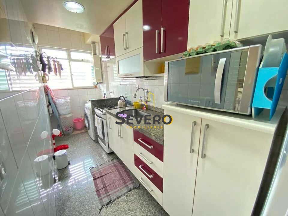 Apartamento à venda com 2 quartos, 75m² - Foto 17