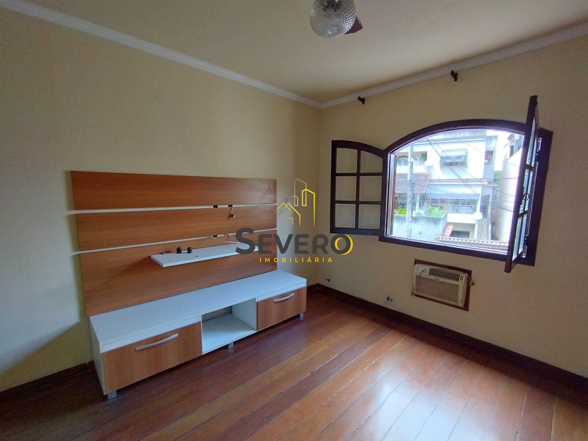 Casa à venda com 3 quartos, 240m² - Foto 18