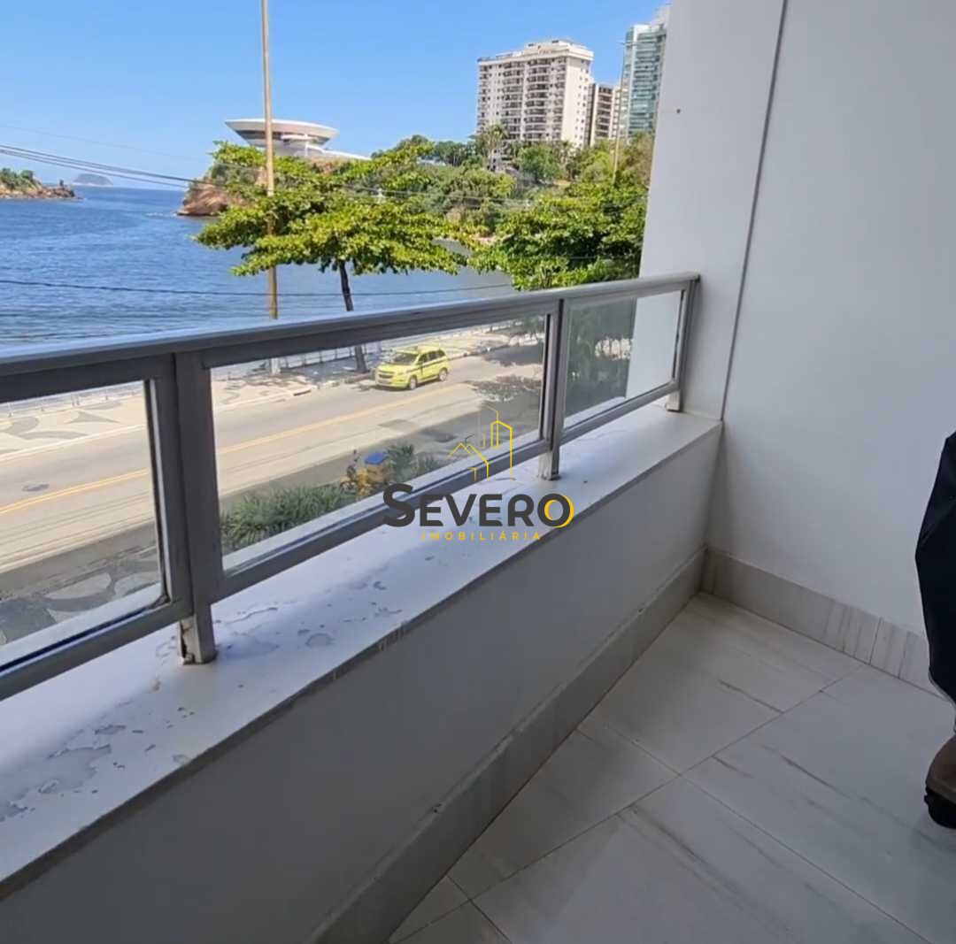 Apartamento à venda com 4 quartos, 220m² - Foto 6