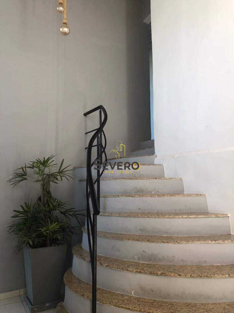 Casa à venda com 4 quartos, 400m² - Foto 24