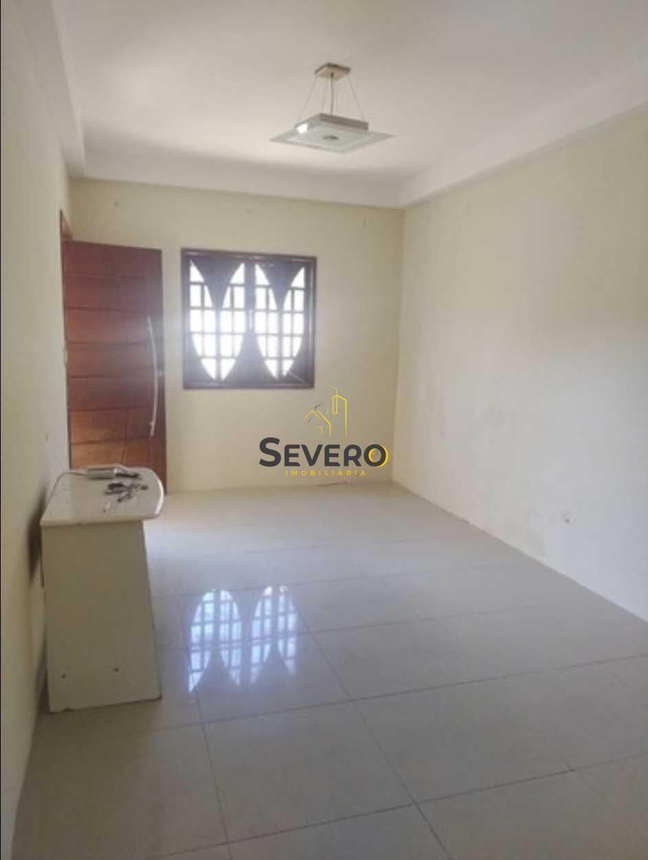 Casa à venda com 2 quartos, 100m² - Foto 4