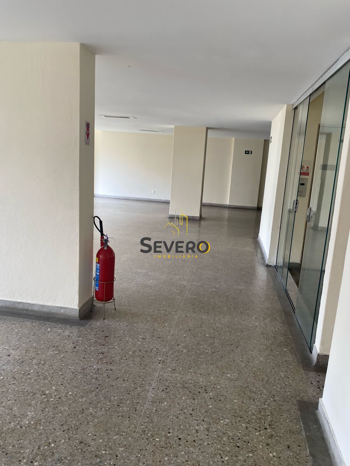 Apartamento à venda com 1 quarto, 65m² - Foto 20